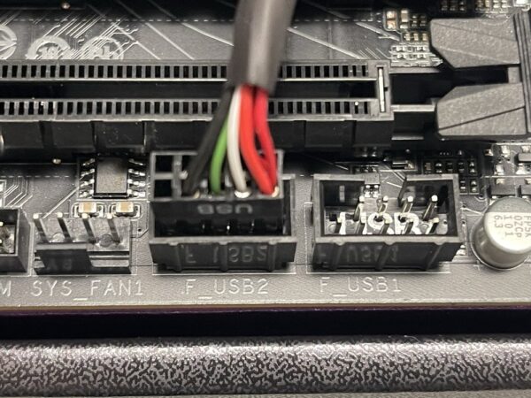 ADAPTATEUR ALIM. CM Dual Bi-PROC. 8 broches * 147570