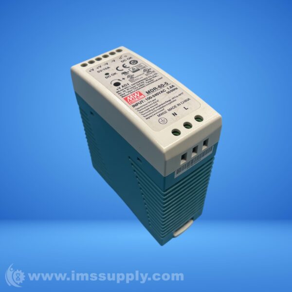 ALIMENTATION MULTI-TENSION 12W (3 à 12V 1.0A) 100-240V AC * 801144