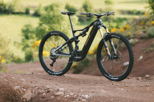BH VTT ELECTRIQUE iLYNX+ DL ENDURO CARBON 9.5 GRIS M