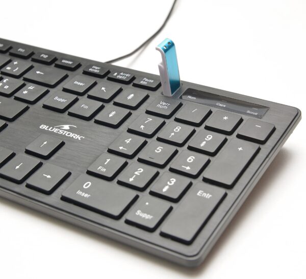 BLUESTORK KB-MAC-W/FR CLAVIER Mac Filaire * BLANC