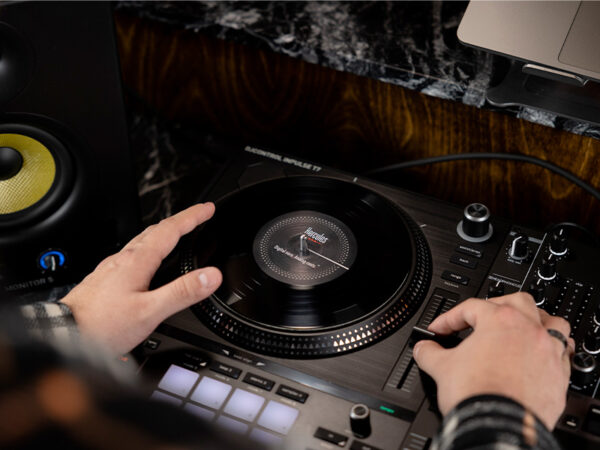 HERCULES DJ CONTROL Inpulse T7