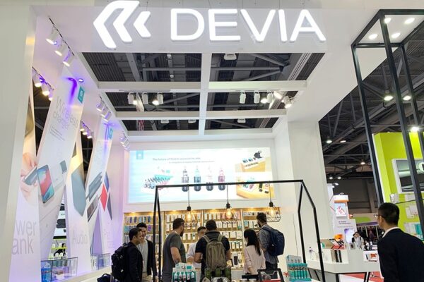 DEVIA Leopard Series HUB USB-C vers 2x Type-A 2x Type-C +PD 100W
