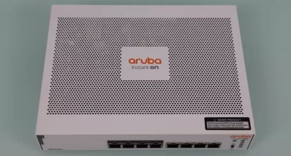 HP Switch 1830-8G 8xGbL 4xPoE (65W) manageable [JL811A]