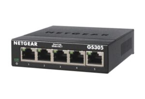 NETGEAR GS305-300PES * Switch 5 ports GbLAN Boîtier Métal