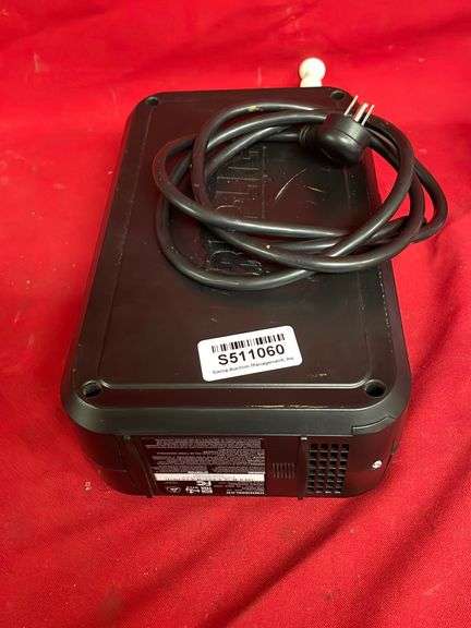 SOUND CANDY 1100DS * ONDULEUR 1000VA (600W) OFF LINE