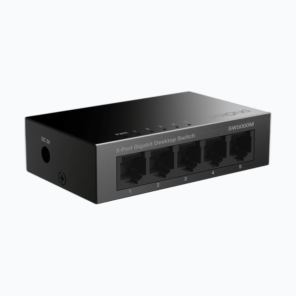 STRONG SW5000M * SWITCH 5 ports GbLAN Desktop Boîtier Métal