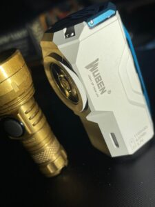 WUBEN X0 Knight Grise Mini Lampe de Poche 900 Lumens